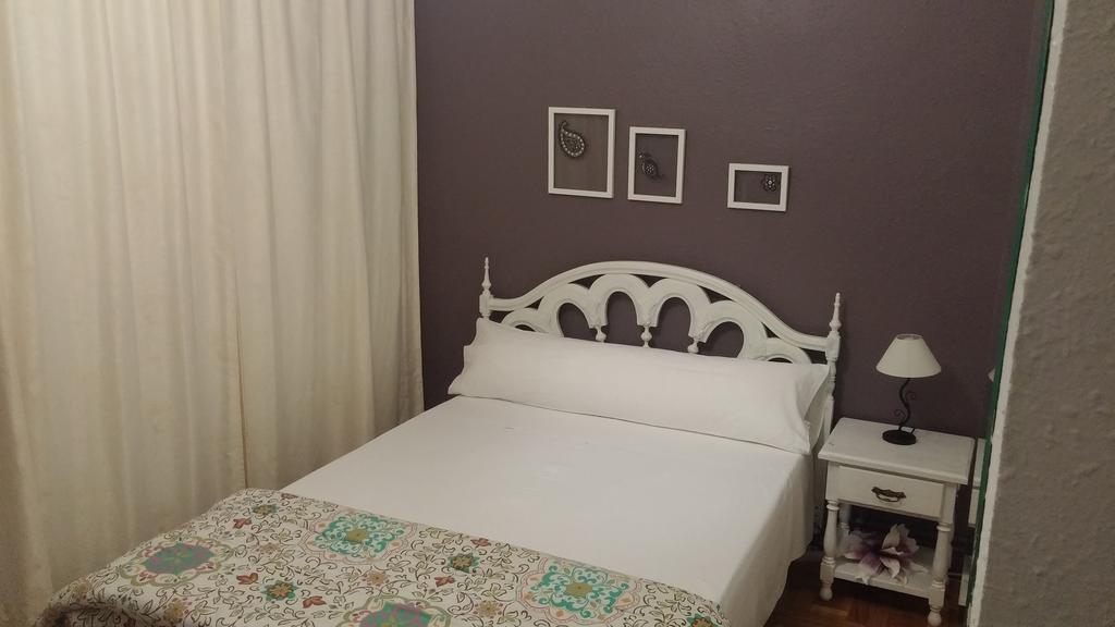 Pension Saint Mateo Logroño Exteriör bild