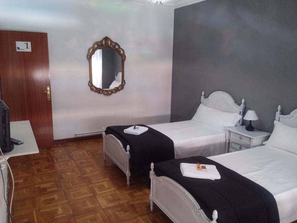 Pension Saint Mateo Logroño Exteriör bild
