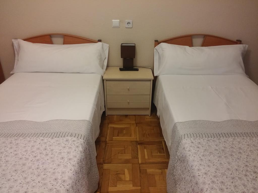 Pension Saint Mateo Logroño Exteriör bild